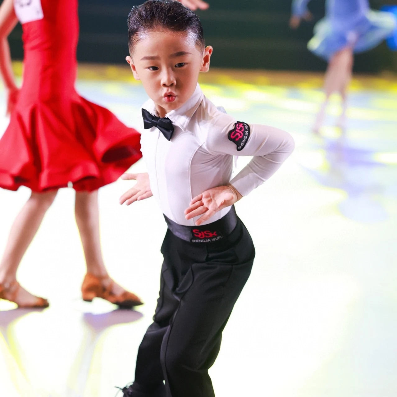 Novos meninos trajes de dança latina topos camisas de manga longa calças chacha rumba tango crianças dança latina desempenho wear dn20331