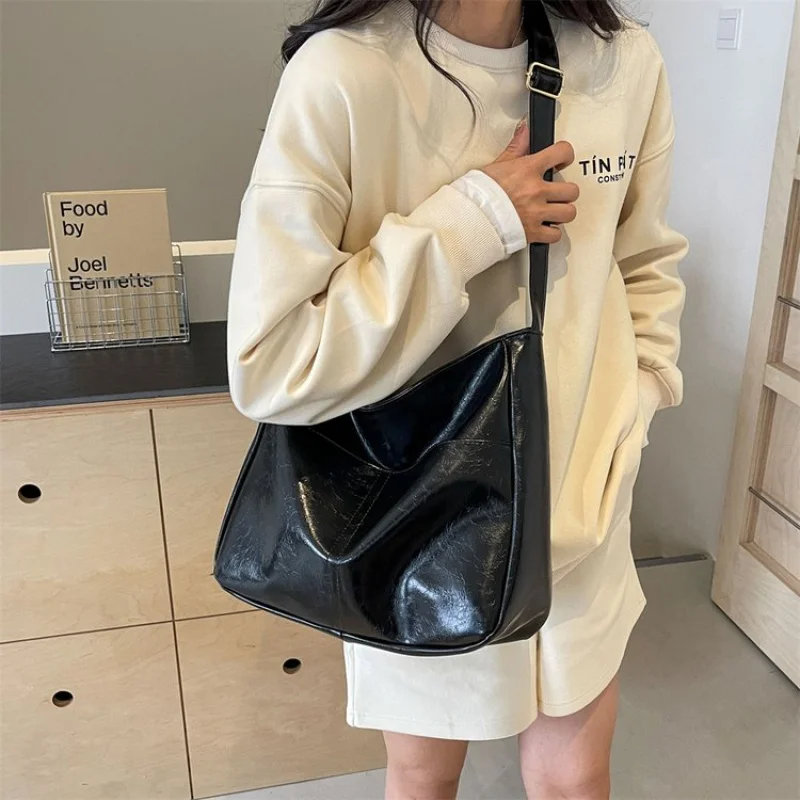 

Elegant Crossbody Handbag Luxury Brand Leather Women's Bag Famous Designer Classic Paris Vintage Daily Casual Commuter Bag​