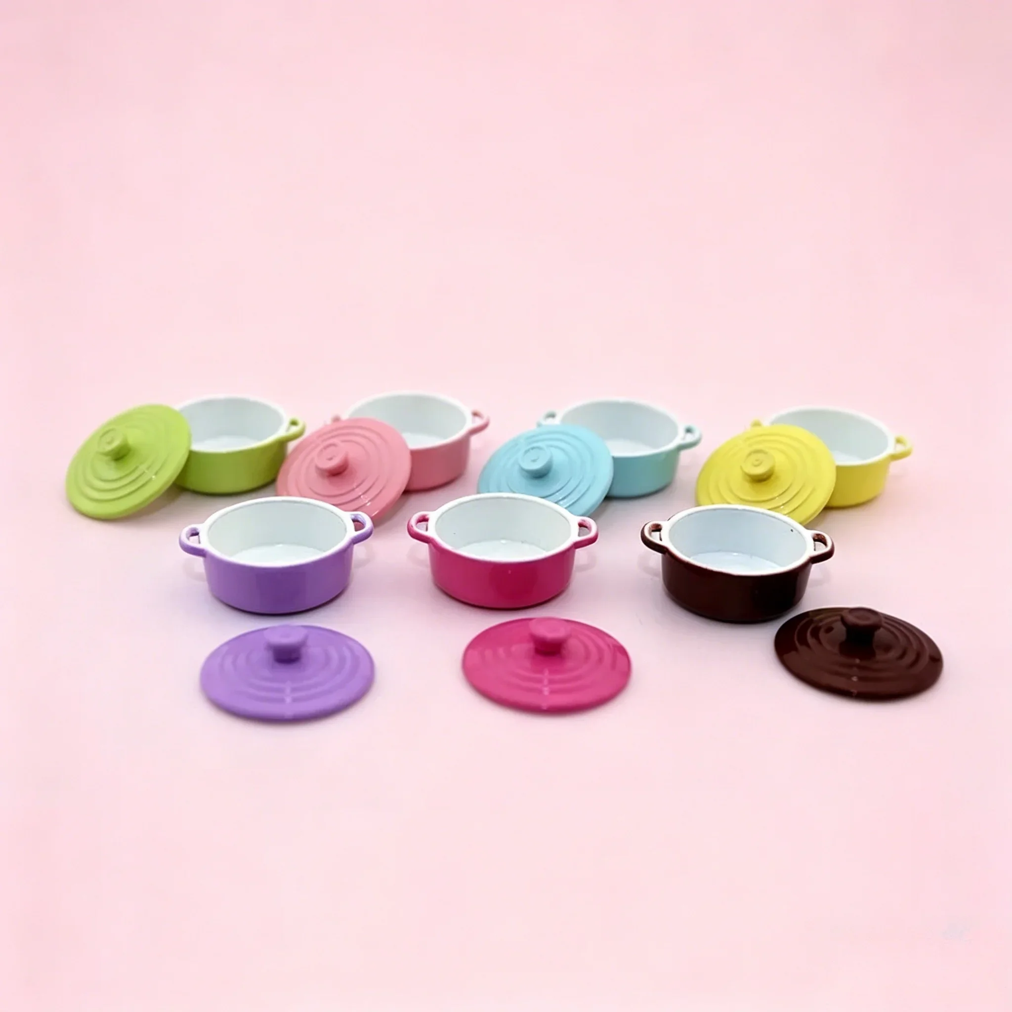 1:12 Miniature Colorful Casserole Hot Pot Model, Doll House Tiny Kitchen Cookware Decor Props