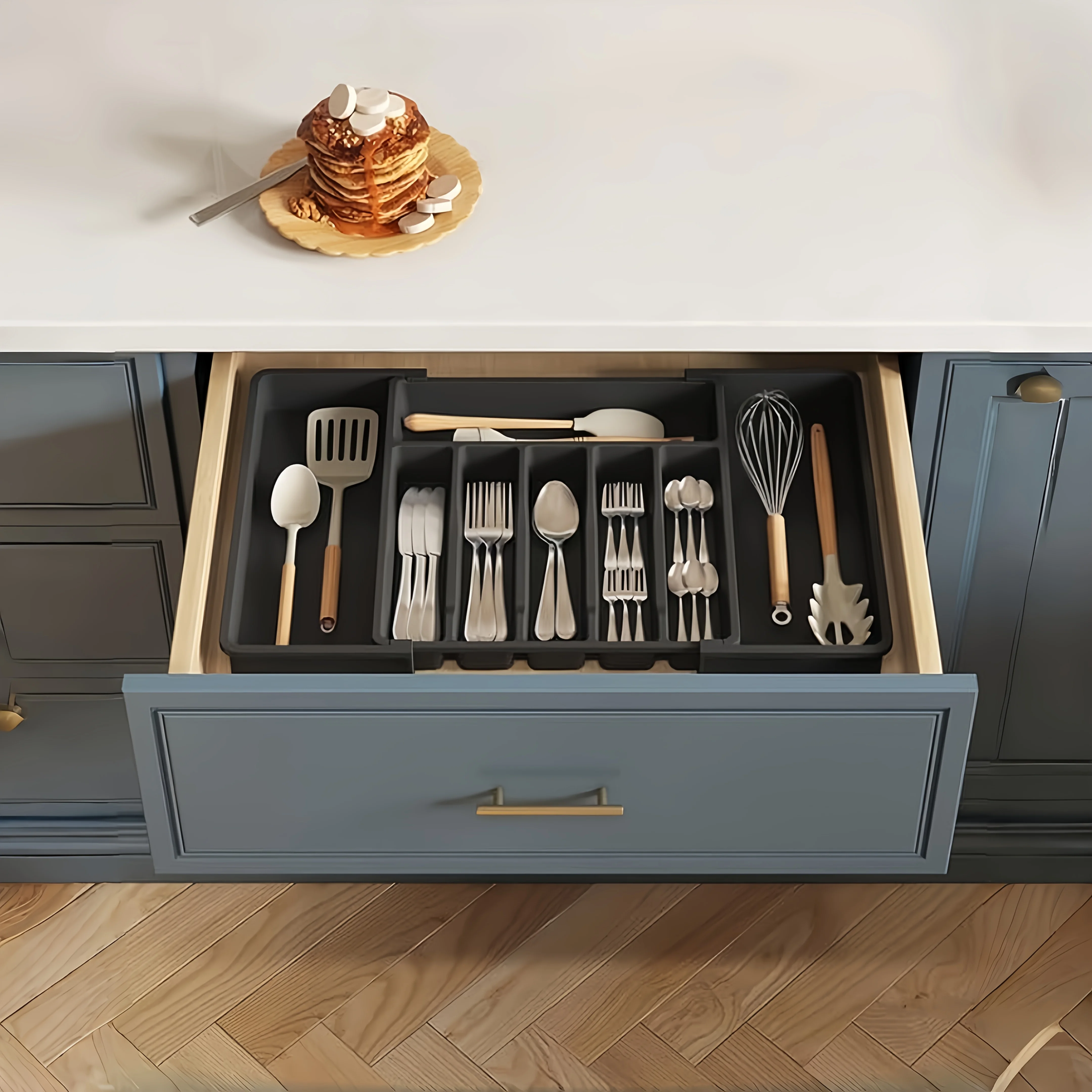 Black Multi-Purpose Storage Box, Expandable Kitchen Drawer Organizer for Fork, Knife, Adjustable Tableware Storage Solution