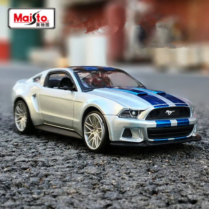 Maisto 1:24 Ford Mustang GT Street Racer Alloy Sports Car Model Diecast Metal Race Car Model Simulation Collection Kids Toy Gift