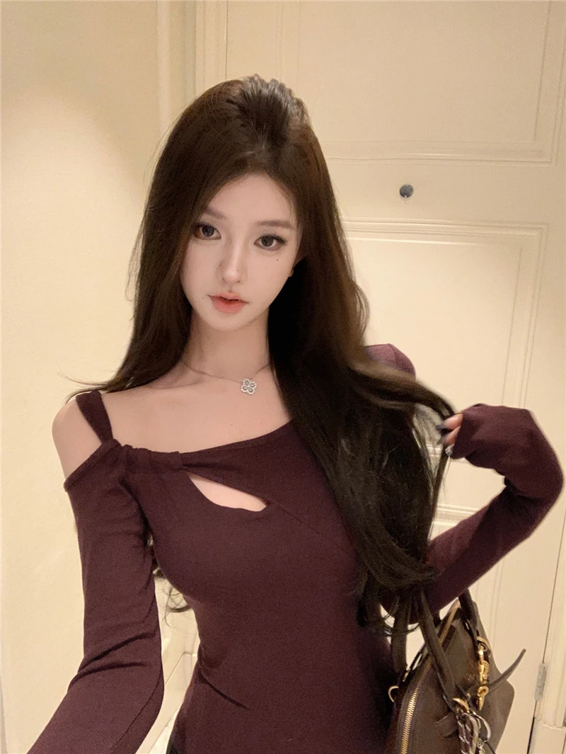 

Korean Style Long Sleeve Knitted Top Women Hollow out Twist Knot Base Shirt Slimming Stylish Autumn Fashion Ladies' Innerwear