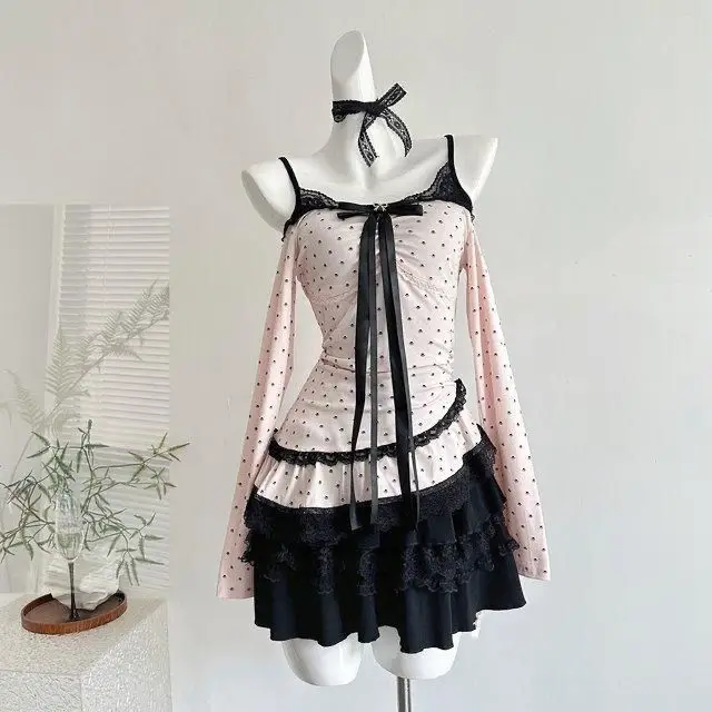 Conjunto Feminino de Duas Peças com Estampa de Gato Fofo, Estilo Y2K, Design de Nicho, Moda Subcultural, para Primavera e Out...