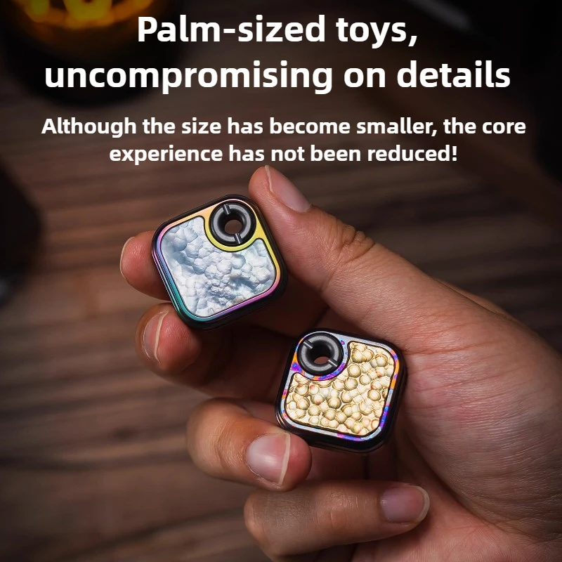 01edc une morsure de Toast français Mini petit Cube mécanique en métal côté poussée du bout des doigts carte poussoir jouet de décompression