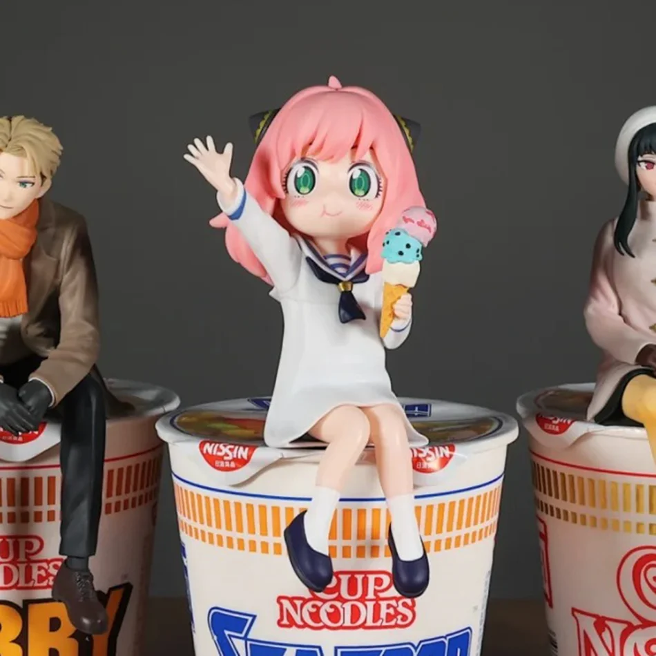 Modèle de poupée d'anime Spy Family mignon et créatif de 13 cm, modèle périphérique d'anime, ornements de bureau mignons, cadeaux de vacances, collection de statues, jouet