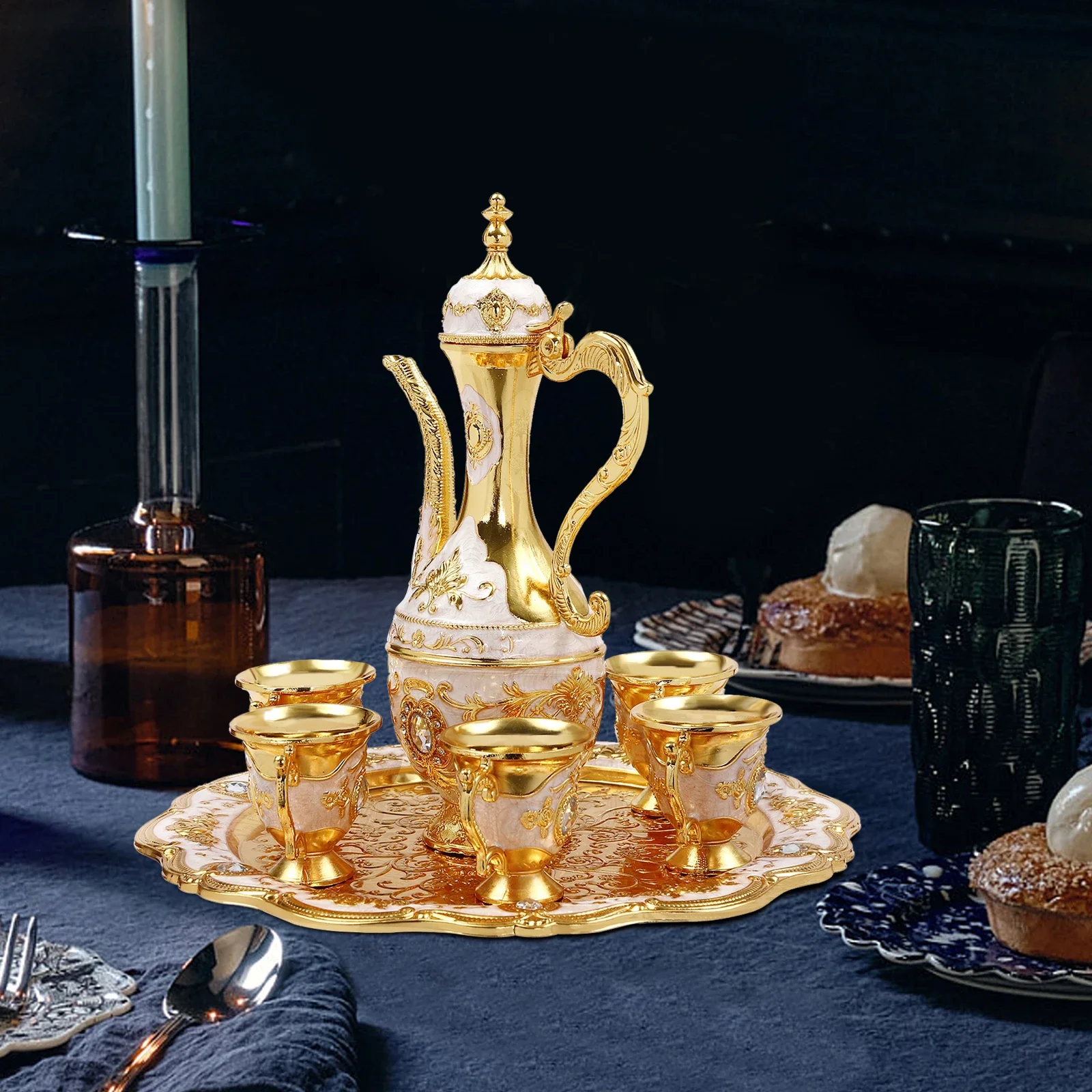 

Винтажный турецкий чайный сервиз с 6 чашками, чайником и декоративным подносом