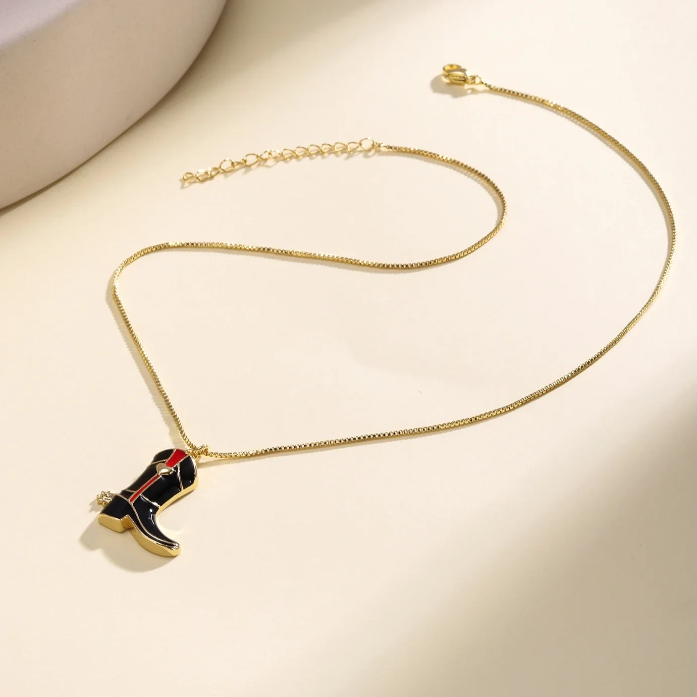Nidin Hot Sale Hip-Hop Style Boots Shape Charms Pendant Necklace For Women Men Enamel Drip Oil Making Choker Copper Neck Jewelry
