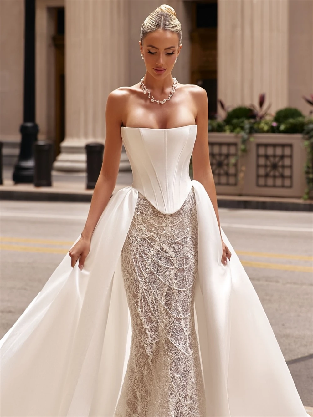 

Customized Soft White Lace Wedding Dress Formal Strapless Sleeveless Bridal Gowns Dreamy Mermaid Court Train Vestido De Novia