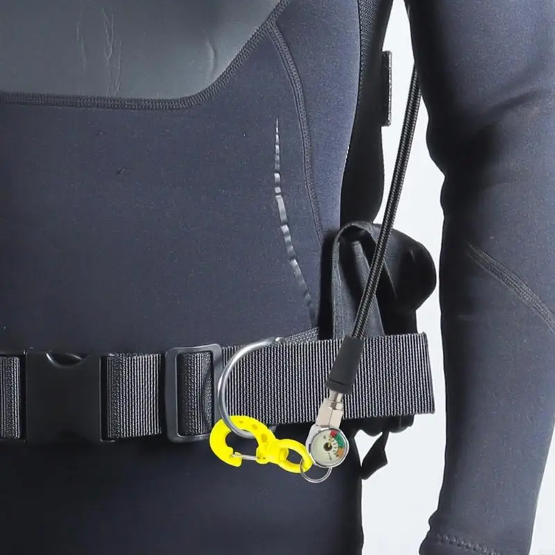 manometres-plongee-sous-marine-brillants-avec-tuyau-crochet-haute-pression-en-fibers-carbone-pour-visibilite