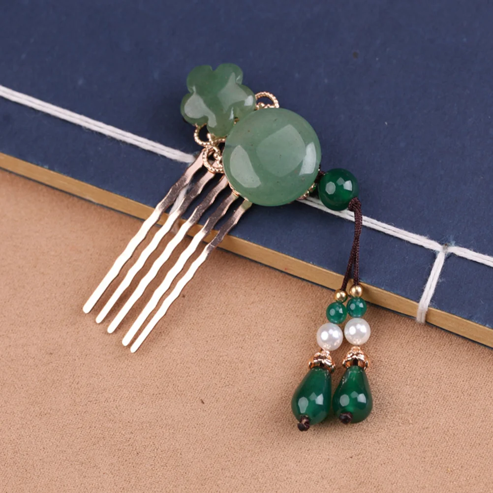 

1Pcs Delicate Pearl Tuck Comb Women Headpiece Exquisite Hair Pin Vintage Style Bridal Party Headdress Decor Pearl Tuck Comb