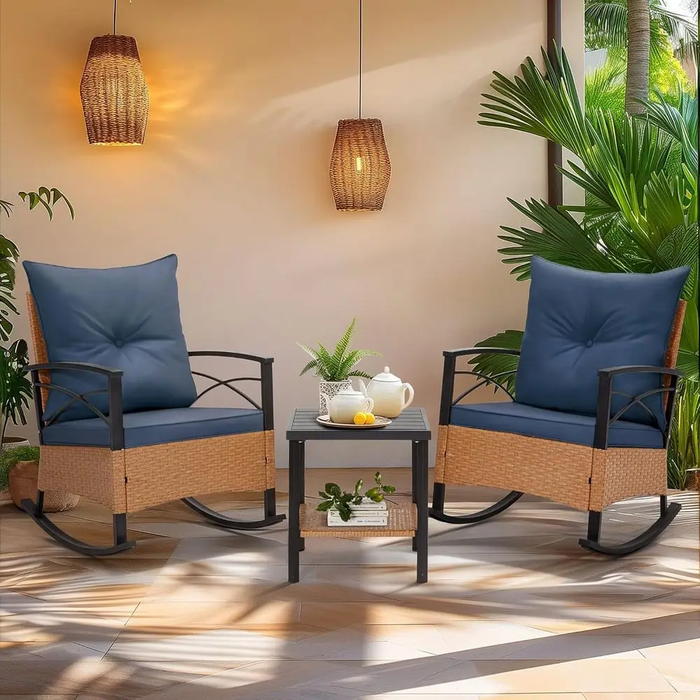 

Комплект садовой мебели: кресло-качалка для улицы с толстыми подушками и двухъярусный кофейный столик, плетеный набор для веранды и террасы