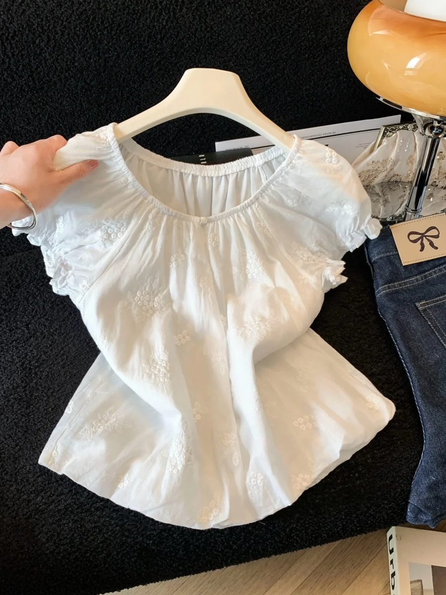 

Стильная белая вышитая рубашка с круглым вырезом для женщин, летний топ из полиэстера с коротким рукавом, модная одежда для девушек