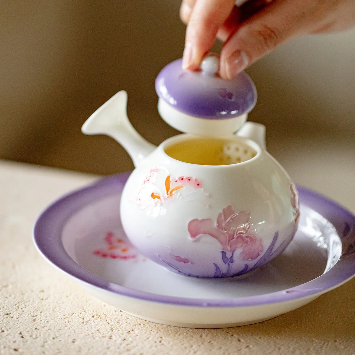 Ino Kiyosong Hand-Painted Iris Flower Side-Handle Teapot Gradient Purple Yoyama Ware Single Pot High Aesthetic Value Kung Fu