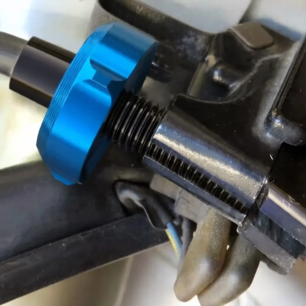 

M8 *1.25/M10 *1.5 For For YAMAHA YZF R25 R3 R125 MT25 MT03 MT125 TDM 850/900 WR 250 R/X XT660 Clutch Cable Wire Adjuster Screw