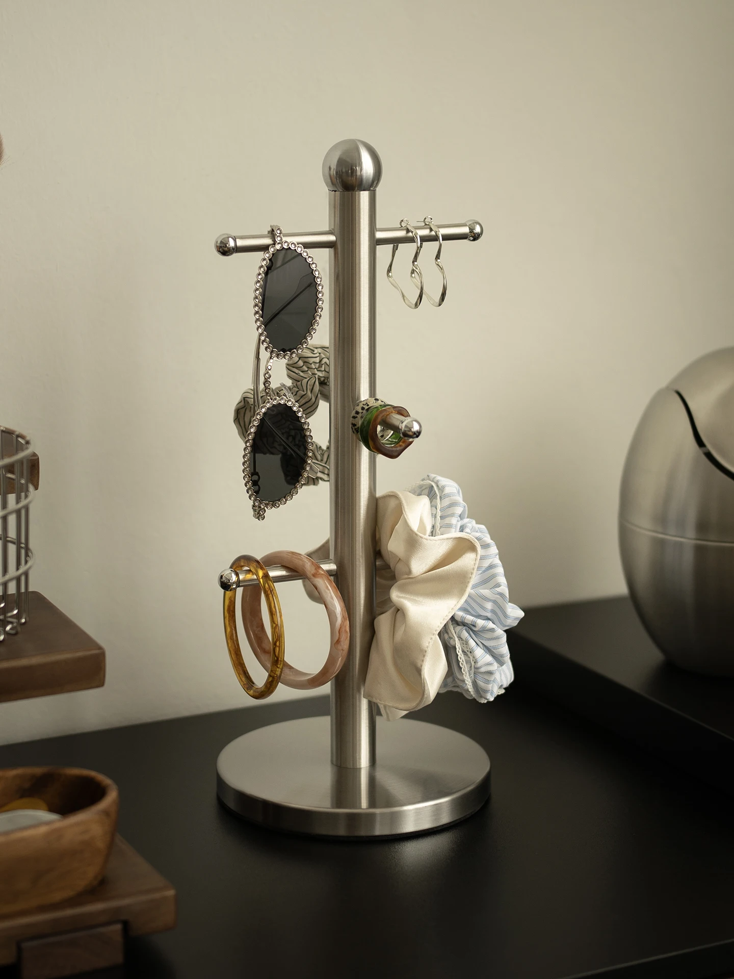 

y Pear Stainl Steel Jewelry Stand Hair Tie Nelace Organizer Small Accories Storage Ra Desktop Cosmetic Mirror