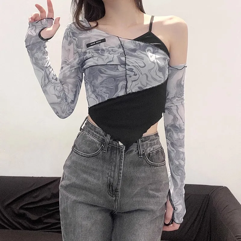 Designer Hot Girl Irregular off-Shoulder Top Short  Fit Sneaky Design Fake Two-Piece Long Sleeve T-shirt Fashion