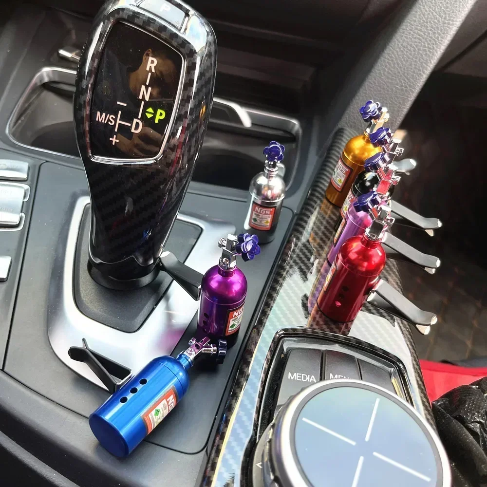 Nitrogen Bottle Car Air Freshener Aromatherapy Auto Outlet Perfume with Flavoring Fragrances Accessories