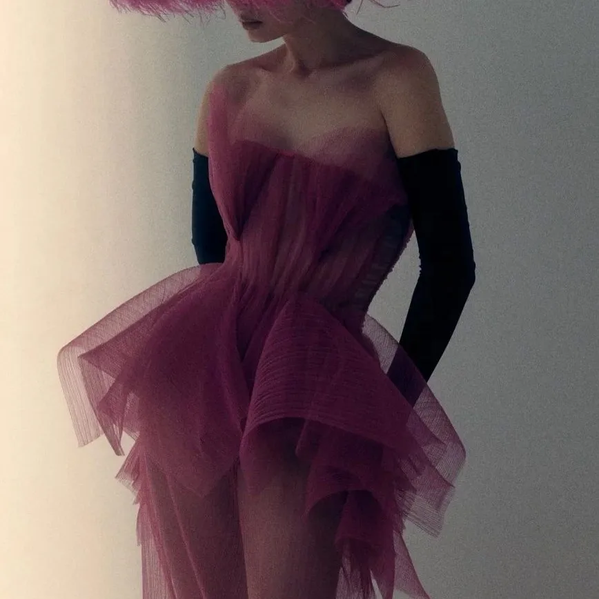 

Шикарные женские топы с открытыми плечами и рюшами, розовые женские топы с рюшами, модная блузка без рукавов