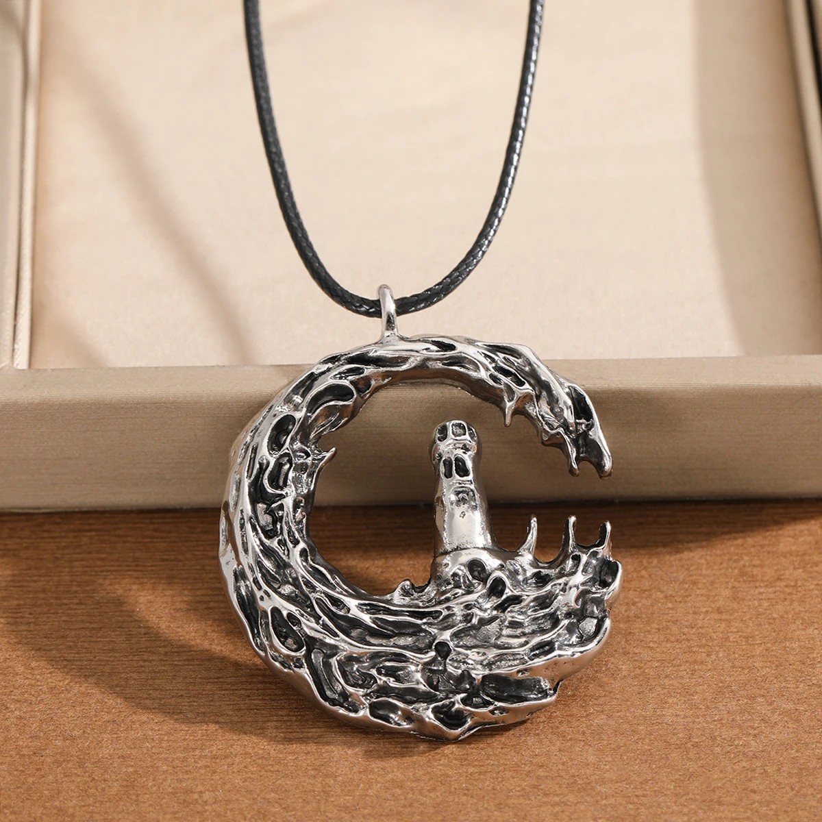 The Gothic-style Wave Lighthouse Hollowed-out Women's Pendant Necklace Is Suitable for Party and Music Festival Occasions.