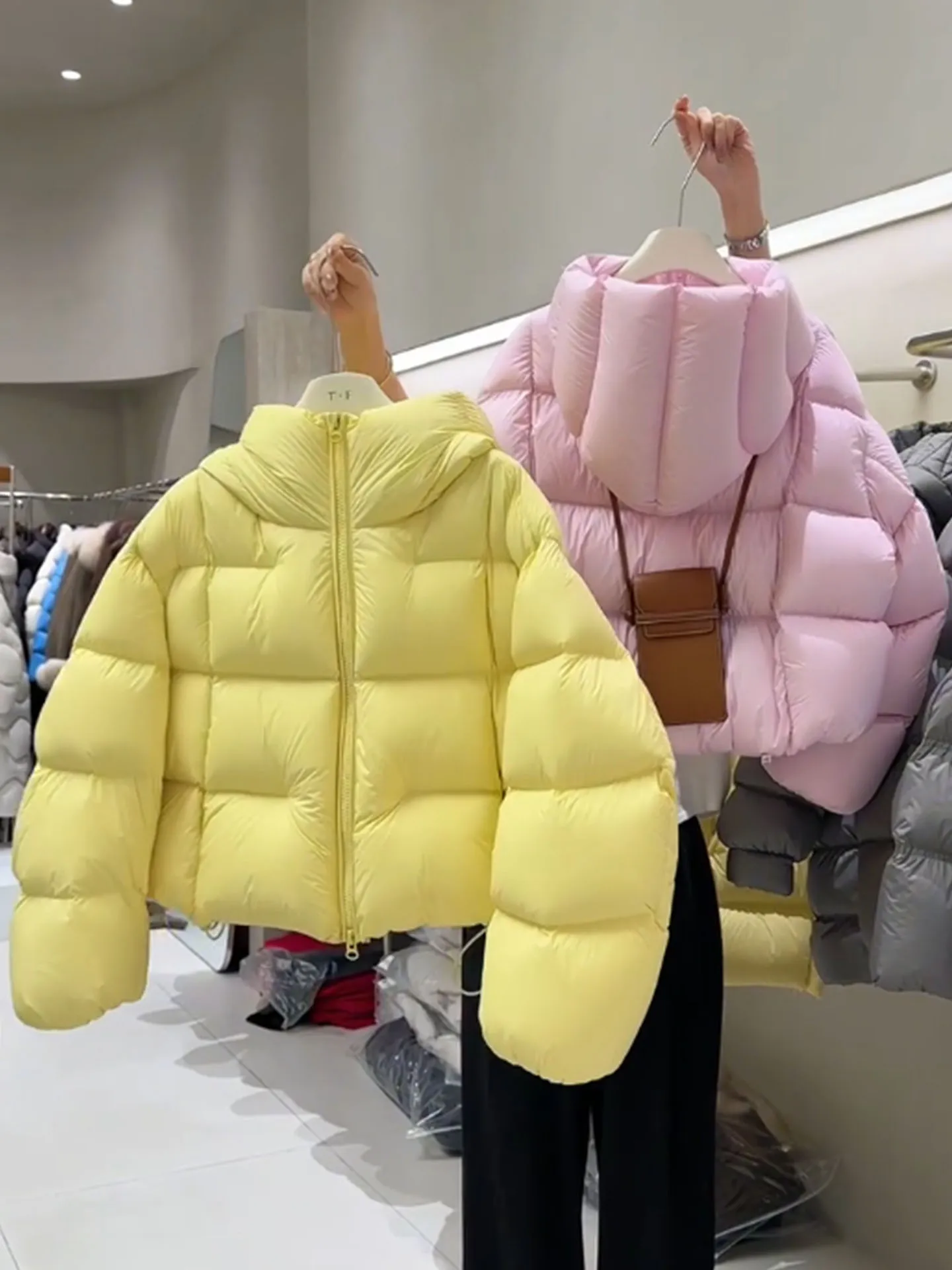 Koreanische Sle ort Puffer Jaet frauen Faionable Flauschigen Mantel Winter Thi Oberbekleidung Hohe Taille Lange Sve Farbe