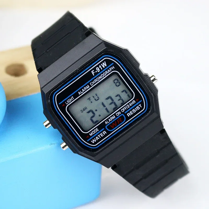 Mode Kinder Uhr Digital Led Luxus Edelstahl Quadrat Armbanduhr Elektronische Uhren für Männer Weibliche Uhr Reloj Hombre