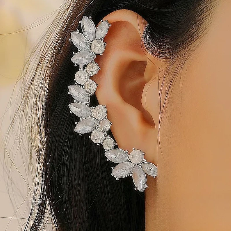 

1 Pcs Geometric Zircon Flower Leaf Droplet Circle Stud /clip Earring for Women Fashion Jewelry Minimalist Accessories Wholesale