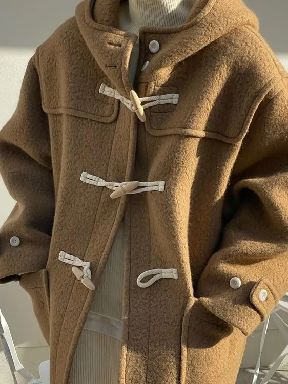 

Твидовое пальто с капюшоном в стиле ретро, женское корейское пальто для колледжа, средней длины, зимняя новая шерстяная верхняя одежда на пуговицах, длинная...