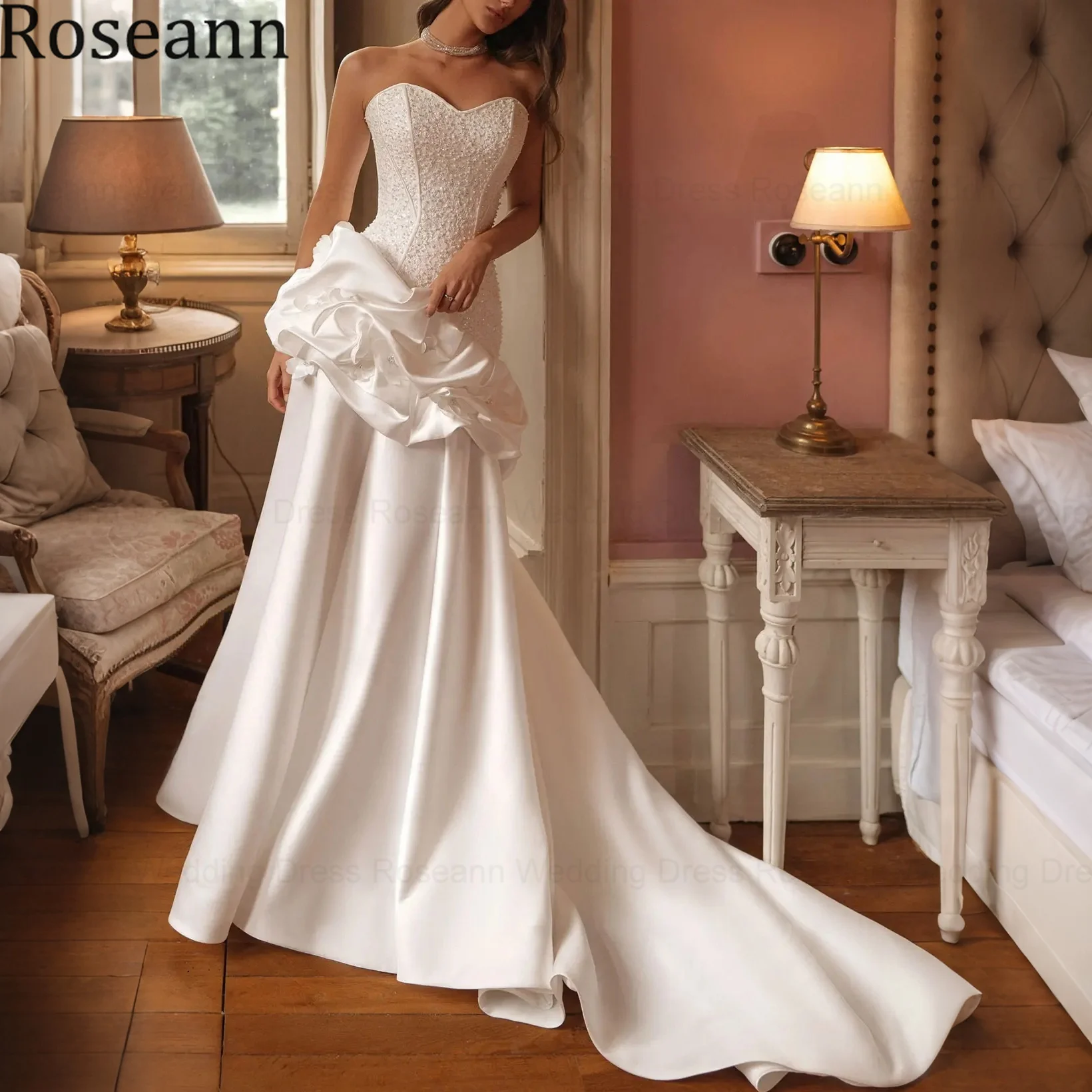 Roseann Wedding Dresses Sweetheart Strapless Beaded vestido de novia Satin Floral Detailing Chapel Train Bridal Gown Customized