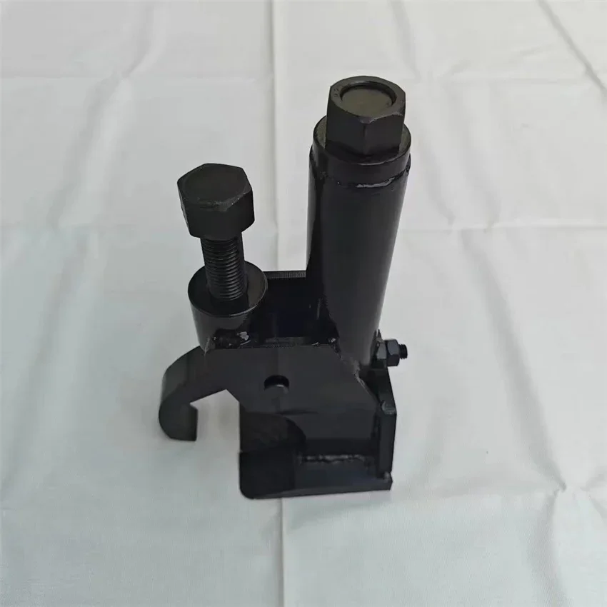 

Portable Tire Scraper Tire Press Machine Manual Tire Press Machine For Forklifts Simple Tire Removal Machine Tire Remover