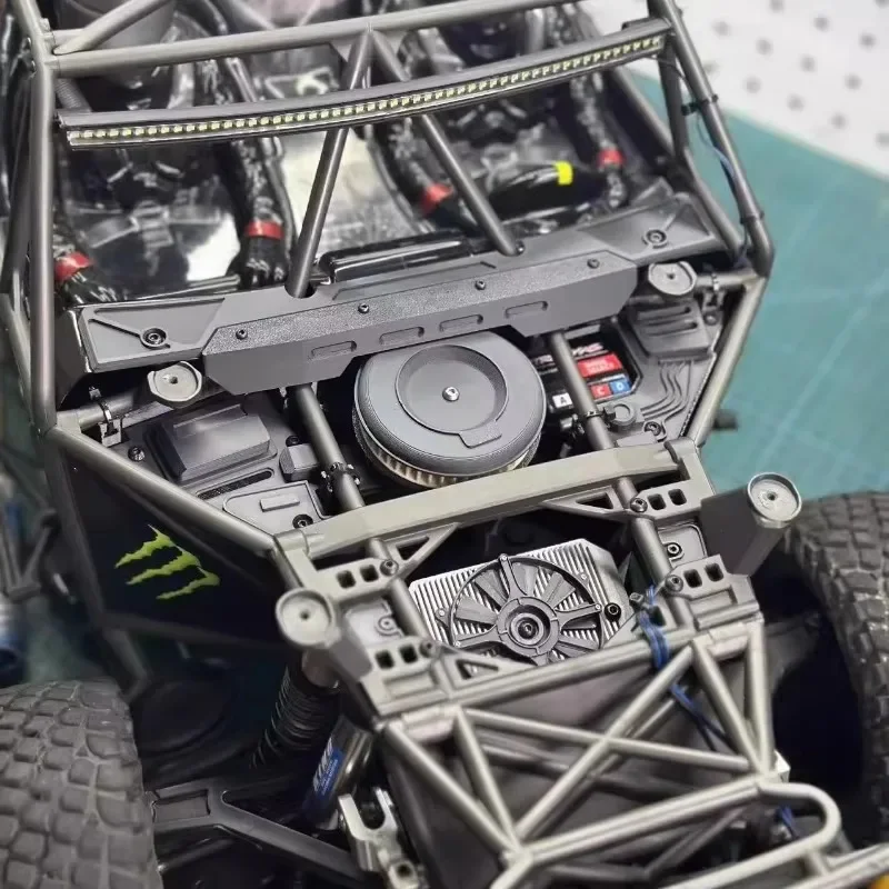 Couvercle de compartiment de moteur en plastique noir simulé pour accessoires TRAXXAS de carte courte 1/7 UDR