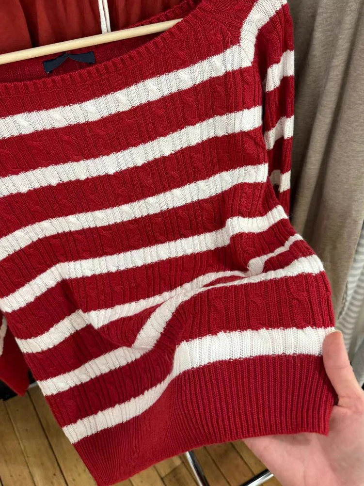 الأحمر مخطط الملتوية سترة المرأة مائل الرقبة طويلة الأكمام بلوفر مغزول البلوزات الخريف نمط Preppy خمر البلوز Y2k القمم