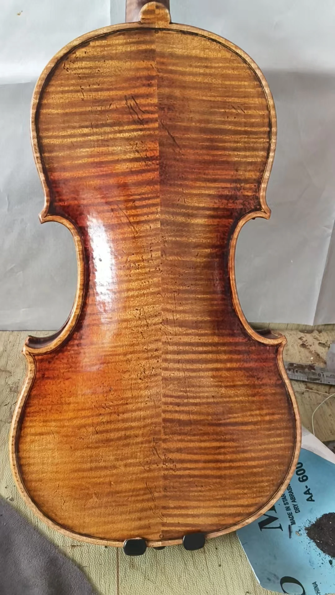 

Strong tone Stradivarius model Handmade Violin 4/4 szie Italian Antique varnish Maple Violin professional Musical Instruments