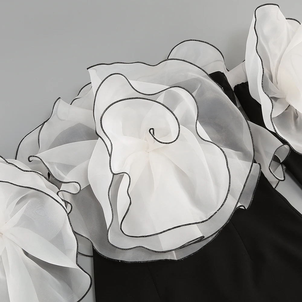 New Wrap the chest strapless decorative ruffle flower dress, women's sexy slim fit long sleeved party full dress dress