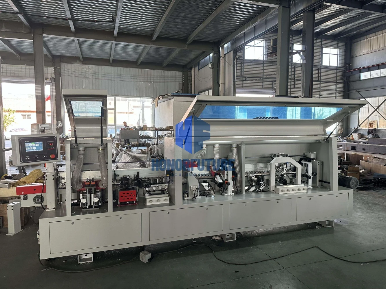 Laser Edge Bander Woodworking Automatic Edge Bander Machine/ Small Edge Banding Machine with Trimmer