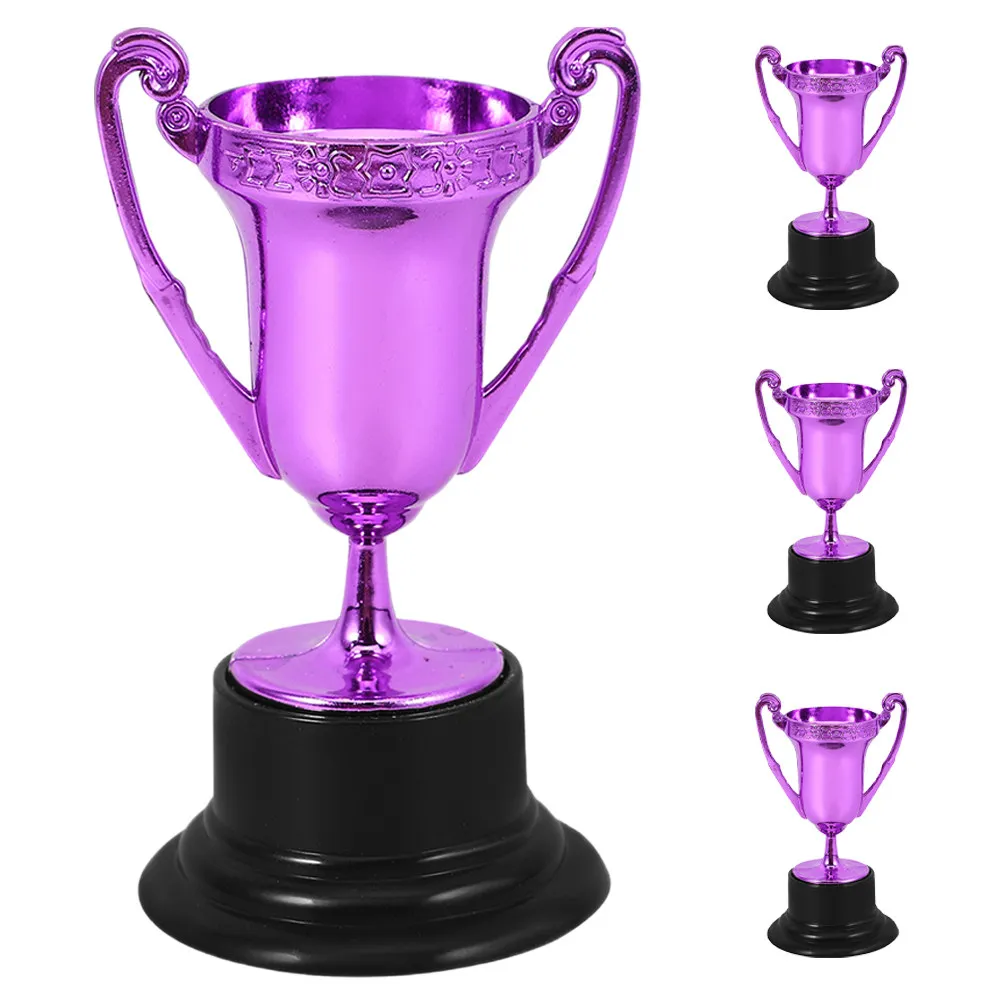 

Набор из 4 мини-трофеев с блестящим покрытием, пластиковые награды, оптовая упаковка, компактный размер для спортивных соревнований, вечеринок, школьных мероприятий, для победителей