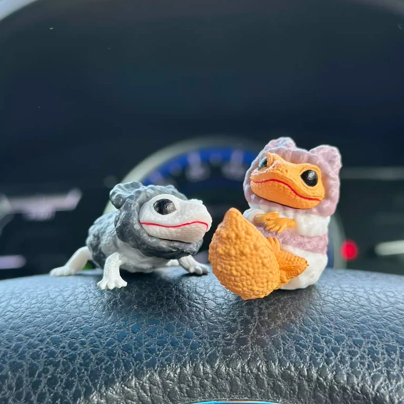 

Оригинальная игрушка-капсула Gachapon YELL: пижамный геккон, милая фигурка рептилии, коллекционные украшения, подарки для мальчиков и девочек