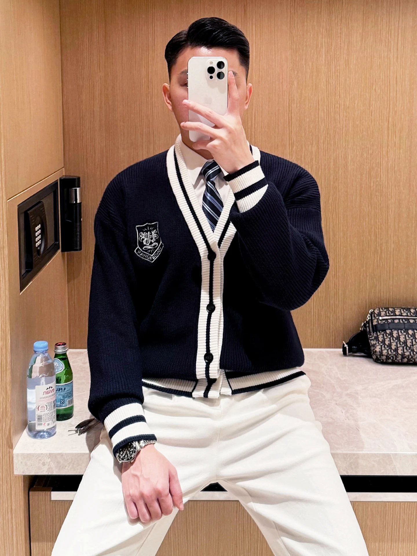 

College Sle Thiened Winter Knitted Sweater Men's Casual Striped Color Blo Open Cardigan Soft Polyester Blend V-Ne Warmth