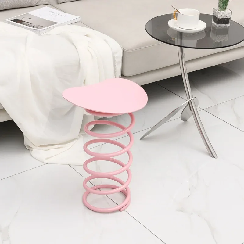 Nordic Furniture Creative Metal Spring Coffee Table Living Room Sofa Side Table Bedroom Simple Bedside Table Mobile Storage Desk