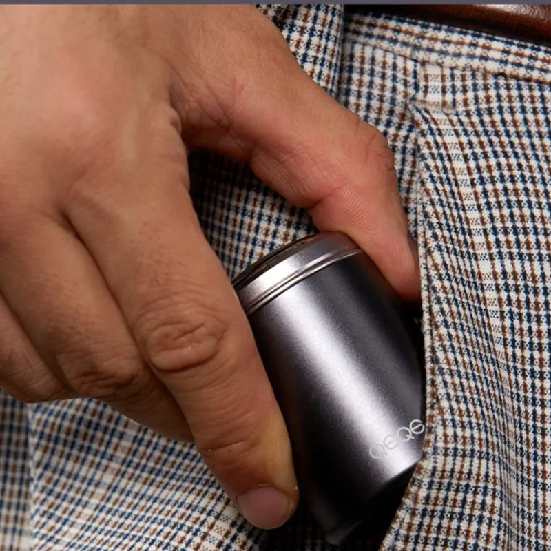 Mini barbeador elétrico masculino portátil navalha de corpo inteiro lavável recarregável faca de barba à prova d'água