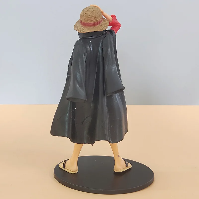 17cm figurka z kreskówki One Piece, Luffy w kapeluszu słomkowym, model z PVC, ozdoba, zabawka kolekcjonerska i prezent.