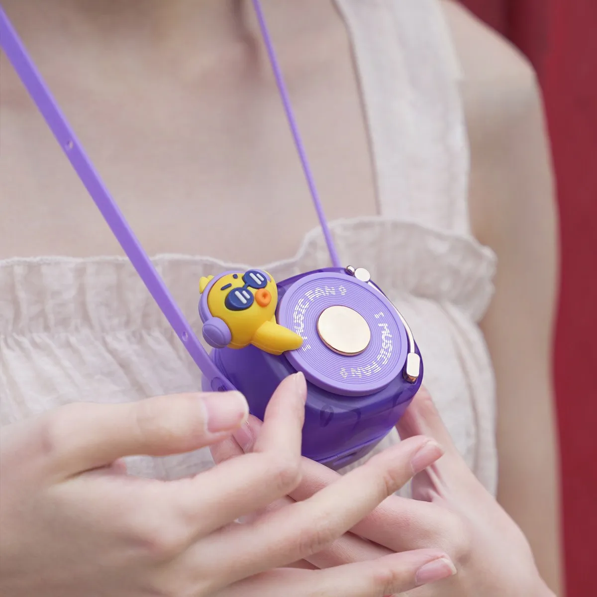 

Mini fan, portable wireless fan, neckband fan, necklace fan, camping USB fan, small and convenient, lightweight, suitable for su