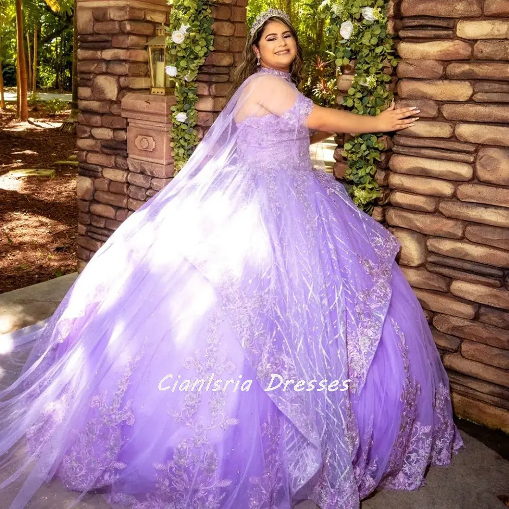 Lilac Crystal Beading Quinceanera Dress With Cape Ball Gown Appliques Lace Tiered Skirt Corset Sweet 15 Vestidos De XV Años