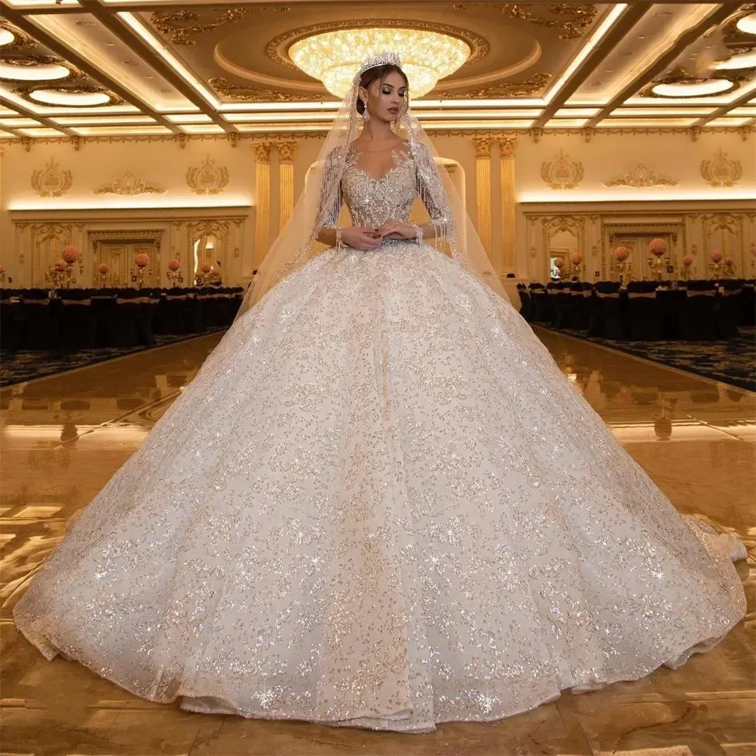 Luxury Lace Crystal Bead Decoration For Dubai Women's Wedding Dress Sexy V-Neck Transparent Long Sleeved Bridal Gown Customized