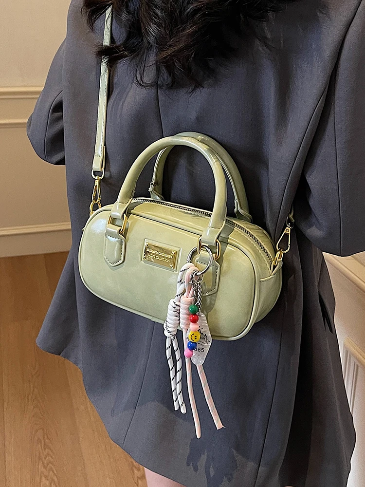 Женская сумка для боулинга в стиле ретро, новинка весны и лета 2025 года, сумка-мессенджер на одно плечо, высококачественная универсальная маленькая квадратная сумка