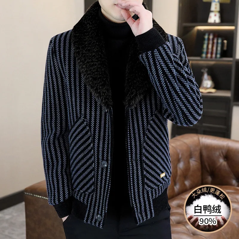 

2025 г. Мужской плюшевый воротник с лацканами, полосатый цвет в тон, мода и отдых, универсальный короткий стиль, шерстяная куртка, пуховик.