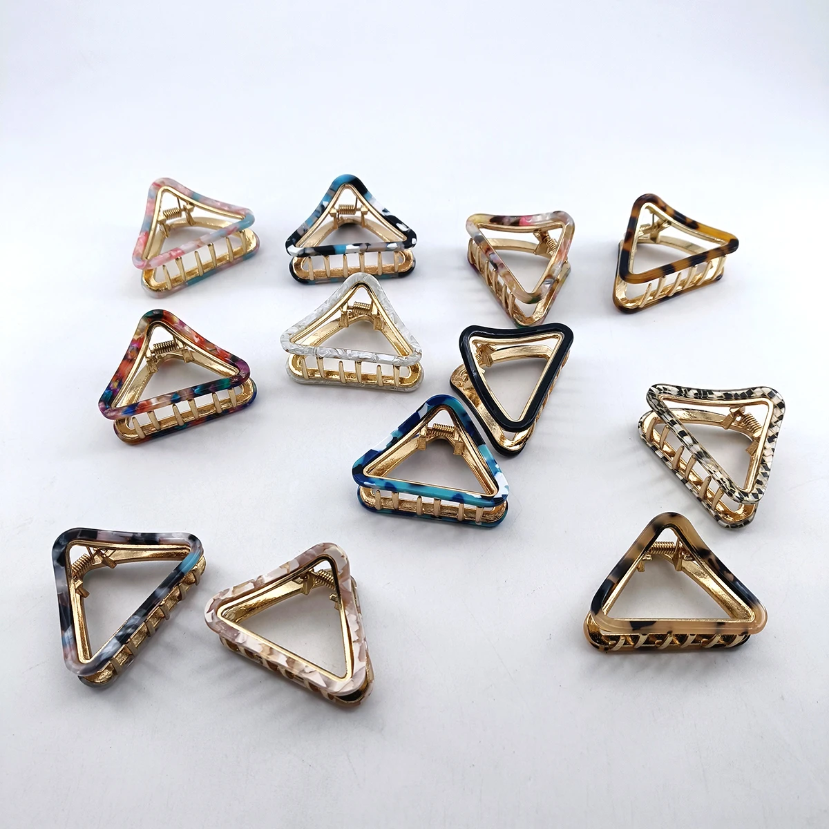 5.8cm Korean style alloy triangle clip with acetic acid minimalist hollow design hair clip and accessory
