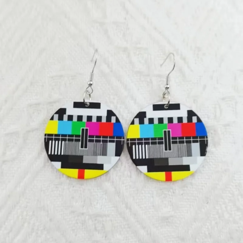 1 pair of acrylic double-sided no signal TV retro style earrings, women's earrings, the best choice for gifts