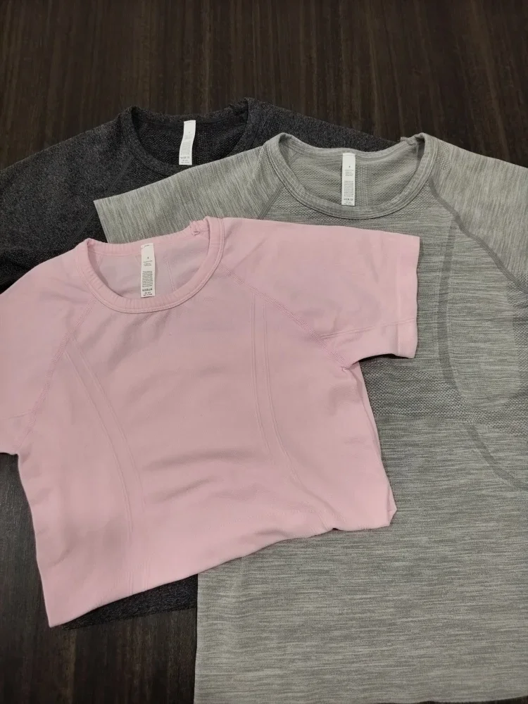 

New Pilates Short-sleeved Fashion Sports Women's Short-sleeved Running Quick-drying T-shirt Slimming Yoga Clothes Breathable Top