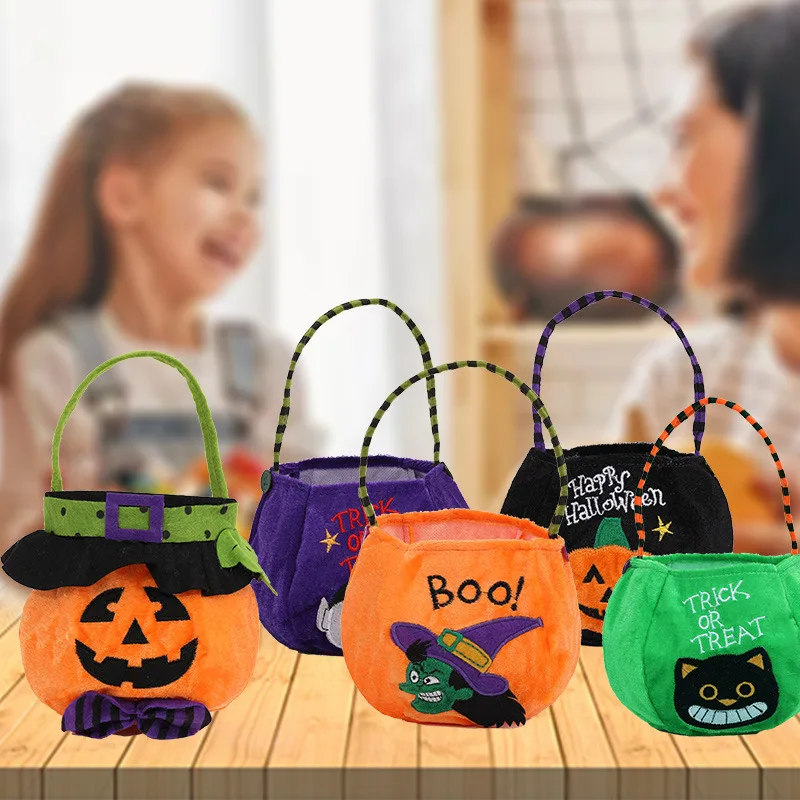 Halloween Plush Round Trick Or Treat Bucket, Cartoon Pumpkin Witch Cat Print Kids Portable Candy Gift Bag For Party Decor