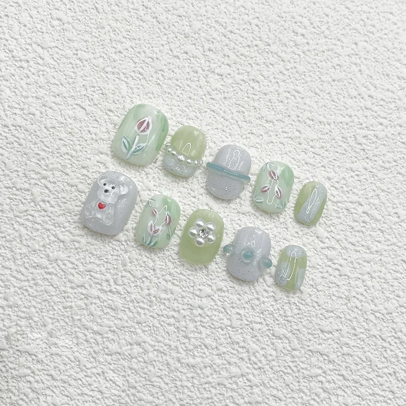 10pcs 3D Flower Bear Pattern Short Nails Green Handmade Press-On Nails Elegant Pearl Design Full Cover False Nails Dropshipping